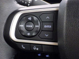 ステアリングスイッチ装備!運転しながら手元でオーディオの操作などができます。