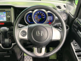 ステアリングも使用感が少なく、きれいな状態となっております♪