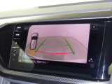 カラーバックモニター搭載しています。リアの映像がカラーで映し出されますので日々の駐車も安心安全です。