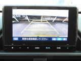★バックカメラ★初心者の方や運転に自信のない方でも安心して車庫入れができるリバース連動リアカメラが装着されています。狭い駐車場はもちろん、雨の日や夜間でもストレスなく運転していただけます。