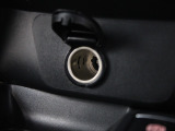 シガーソケットが付いているので、車から電源を取ることが出来ます!