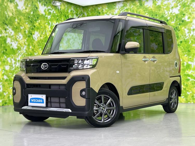 タント ファンクロス 4WD 