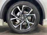 【純正18インチアルミホイール】社外ホイールの取付、ホイールなどのコーティングもご用意。タイヤはご納車前、空気圧や残り溝等しっかりと点検させていただきます!