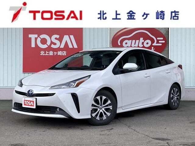 プリウス1.8 A プレミアム E-Four 4WD