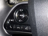 ステアリングスイッチ装備!運転しながら手元でオーディオの操作などができます。