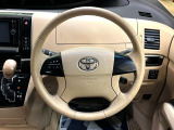 【純正革巻きステアリング】上質な革を使用することで、手にしっかり馴染みとても運転しやすいハンドルです♪