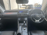 IS 300h バージョンL 本革シート サンルーフ