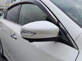 当社理想の中古車は値段の割に良質な物件です。金額が安くて当然な修復歴有の車や走行の多い車・金額は安いけれど諸費用が当社の数倍以上するお店が存在しますが当社は支払い総額で良質な物件を追求します。