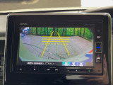 【バックカメラ】駐車時に後方がリアルタイム映像で確認できます。大型商業施設や立体駐車場での駐車時や、夜間のバック時に大活躍!運転スキルに関わらず、今や必須となった装備のひとつです!