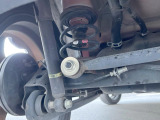 お車を安心してお乗りいただく為には、足回りの定期点検が欠かせません。サービスサポート(有償保証)では無料点検もご提供しており、安心のカーライフをお過ごしいただけるサポート体制が整っています。