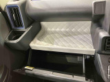 弊社では、お車を納車してからが本当のお付き合いのスタートだと思っています。お客様に頼りにされる「お店」を目指しています!