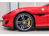 20インチ鍛造ダイヤモンドホイール/カラード・ブレーキ・キャリパー(Giallo Modena)