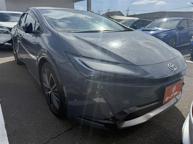 プリウス 2.0 Z E-Four 4WD 禁煙車 純正12.3インチディスプレイ