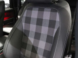 【ドライバーが求める様々なセッティングが選べるダイナミックセレクト】燃費優先のモードからスポーティーなドライビングが愉しめるモードまで4つのモードから選べるダイナミックセレクト。
