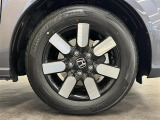 【純正15インチアルミホイール】社外ホイールの取付、ホイールなどのコーティングもご用意。タイヤはご納車前、空気圧や残り溝等しっかりと点検させていただきます!