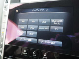 メーカー純正ナビ搭載!CD、DVD、ミュージックサーバー、AUX、BT接続、地デジの視聴も可能です!全方位モニター付きで駐車も楽々♪