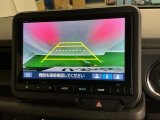 バックモニター付きで車庫入れも安心【カメラアングルは3パターンから選べます】知らない道でも安心して楽しくお出かけができます