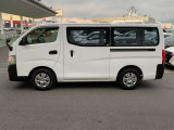 ドアバイザー付の車両です