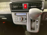 納車前にはプロのメカニックが、各部の点検を行います。ディーラーにしか出来ない品質、そしてサービスできっと満足していただけると思います!