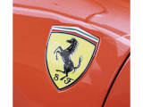 スクーデリアフェラーリ・フェンダーシールドエンブレム標準装備