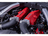 3.9リッターV型8気筒エンジンを搭載しており620psを発揮します。