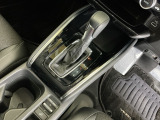 発進時から滑らかに加速する無段階変速のCVTはストップ&ゴーの多い街の中も快適です