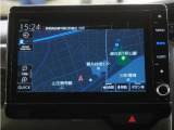 8インチプレミアムインターナビ(VXU-227NBi)&バックカメラが装備されているので、普段の使い勝手もロングドライブも快適です。