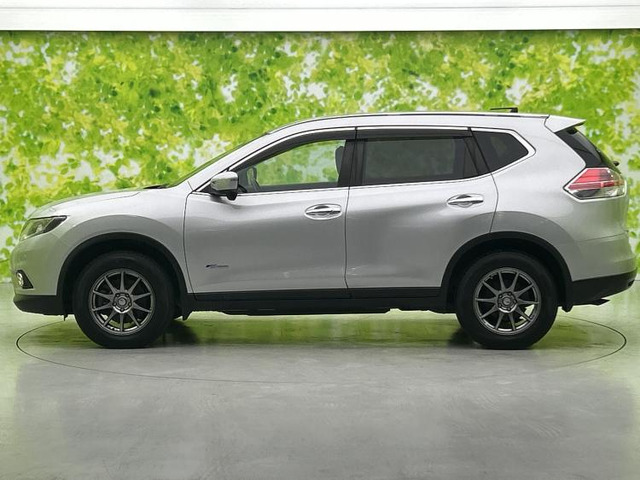 日産 エクストレイル 2.0 20X ハイブリッド エマージェンシーブレーキ