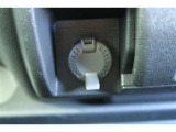 【アクセサリーソケット】12Vのカー用品等の電源供給が可能です。