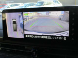 周囲の状況が分かるアラウンドビューモニター搭載。苦手な縦列駐車もこれがあれば安心ですね。