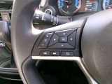 ステアリングスイッチ装備!オーディオ操作等もスマートに♪