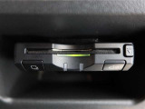 ETC車載器付きです。高速道路の料金所もスムーズに通過できます。