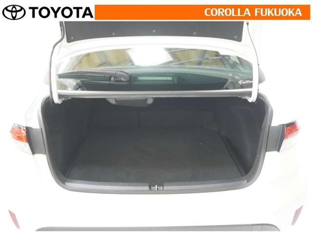 トヨタ カローラ 1.8 ハイブリッド W×B の中古車詳細 (45,000km