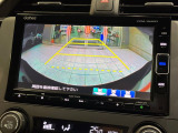 【バックカメラ】駐車時に後方がリアルタイム映像で確認できます。大型商業施設や立体駐車場での駐車時や、夜間のバック時に大活躍!運転スキルに関わらず、今や必須となった装備のひとつです!