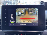 バックカメラ・パーキングソナーが付いています。