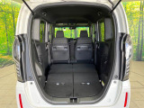普段のお買い物や通勤、送迎等に十分な荷室スペースを確保しております。セカンドシートを倒すと、大きな荷物の積載も可能です♪