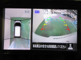 アラウンドビューモニターで車庫入れも空から見ている様に駐車できラクラクです。