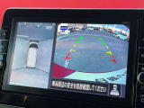 上から丸見えアラウンドビュー!車を真上から見下ろした様な映像を映し出すアラウンドビューモニター。これで車庫入れもラクラク。