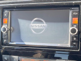 【純正ナビ】人気の純正ナビを装備しております。ナビの使いやすさはもちろん、オーディオ機能も充実!キャンプや旅行はもちろん、通勤や買い物など普段のドライブも楽しくなるはず♪