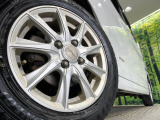 【14インチアルミホイール】外観にマッチしたアルミホイールを装着しております。各種アルミホイールや、スタッドレスタイヤも取扱いしております。是非ご相談ください♪