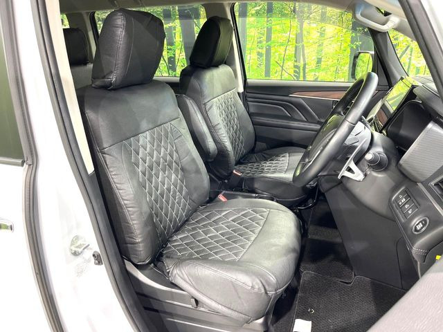 三菱 デリカD:5 2.2 P 4WD の中古車詳細 (14,212km, ホワイト