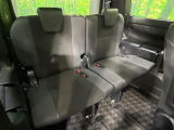 3列目シートはもちろん状態良好☆大人でもゆったりと座って頂けますので、大人数でのお出かけもラクラクです♪ご家族で、気の知れた仲間で、ドライブに行くのが楽しみですね♪