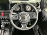 ステアリングも使用感が少なく、きれいな状態となっております♪