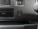【電子制御式4WD】通常走行は2WDで路面状況に応じて駆動力を制御!