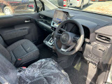 ☆展示場には高品質の中古車や新車が勢揃いです☆展示台数100台の大型展示場へ是非ご来店ください☆