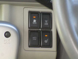 運転席シートヒーターを装備