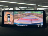 【360&deg;ビューモニター】専用のカメラにより、上から見下ろしたような視点で360度クルマの周囲を確認することができます☆死角部分も確認しやすく、狭い場所での切り返しや駐車もスムーズに行えます。