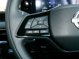 ハンドルスイッチで車両設定・オーディオの選曲や音量調整などが出来、安全性もアップ。
