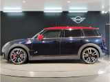 気密性の高いMINIは外観のかわいらしさとは裏腹に、外の雑音を遮り、高級感のある快適なドライブをお楽しみいただけます。