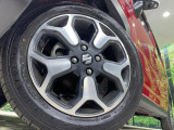 【純正15インチアルミホイール】外観にマッチした純正アルミホイールを装着しております。各種社外アルミホイールや、スタッドレスタイヤも取扱いしております。是非ご相談ください♪